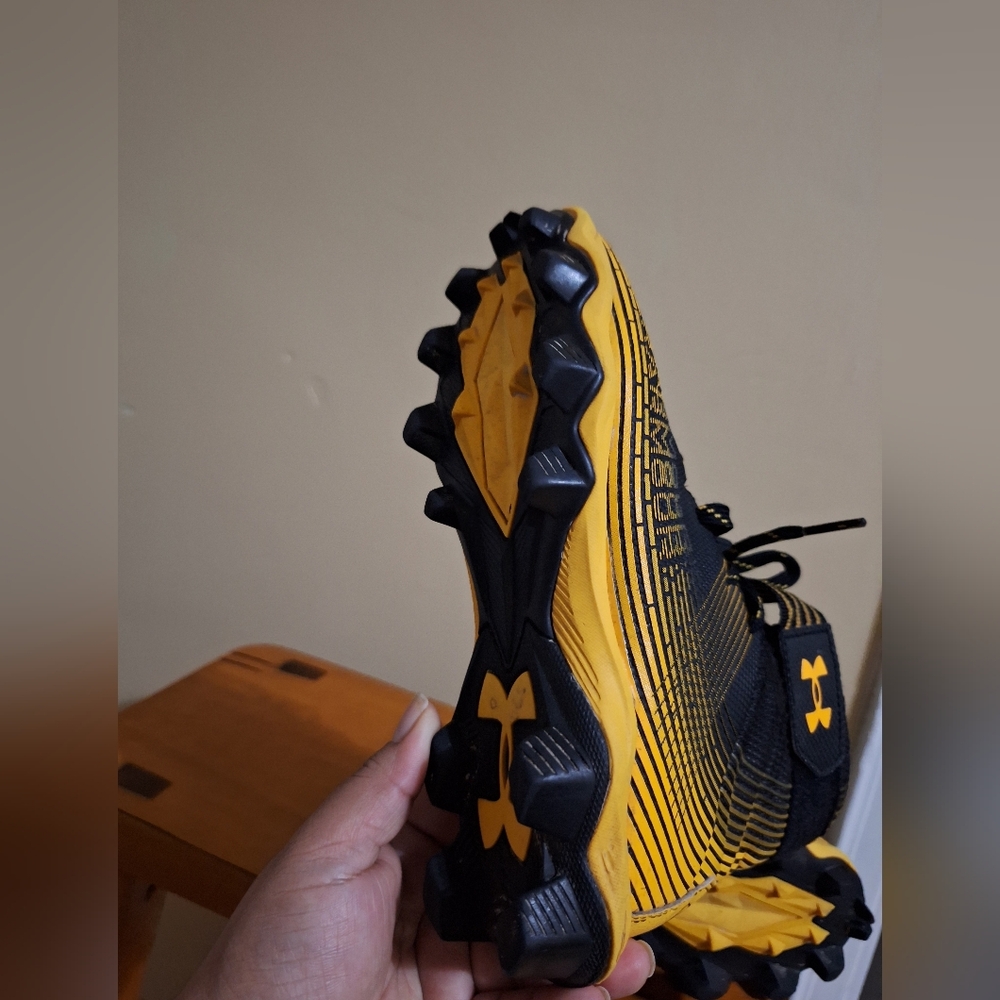 Under Armour Youth Boys Highlight Franchise Football Cleats Shoes Item - Picture 4 of 6